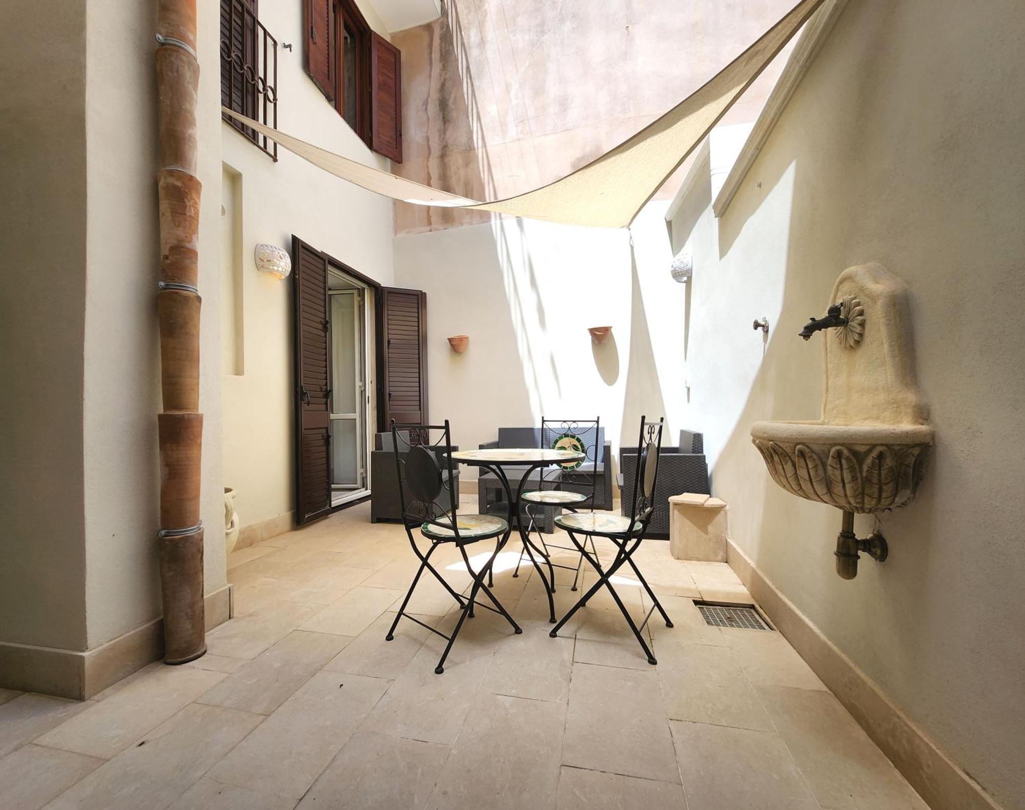 Il Cortile Di Dioniso * Syracuse